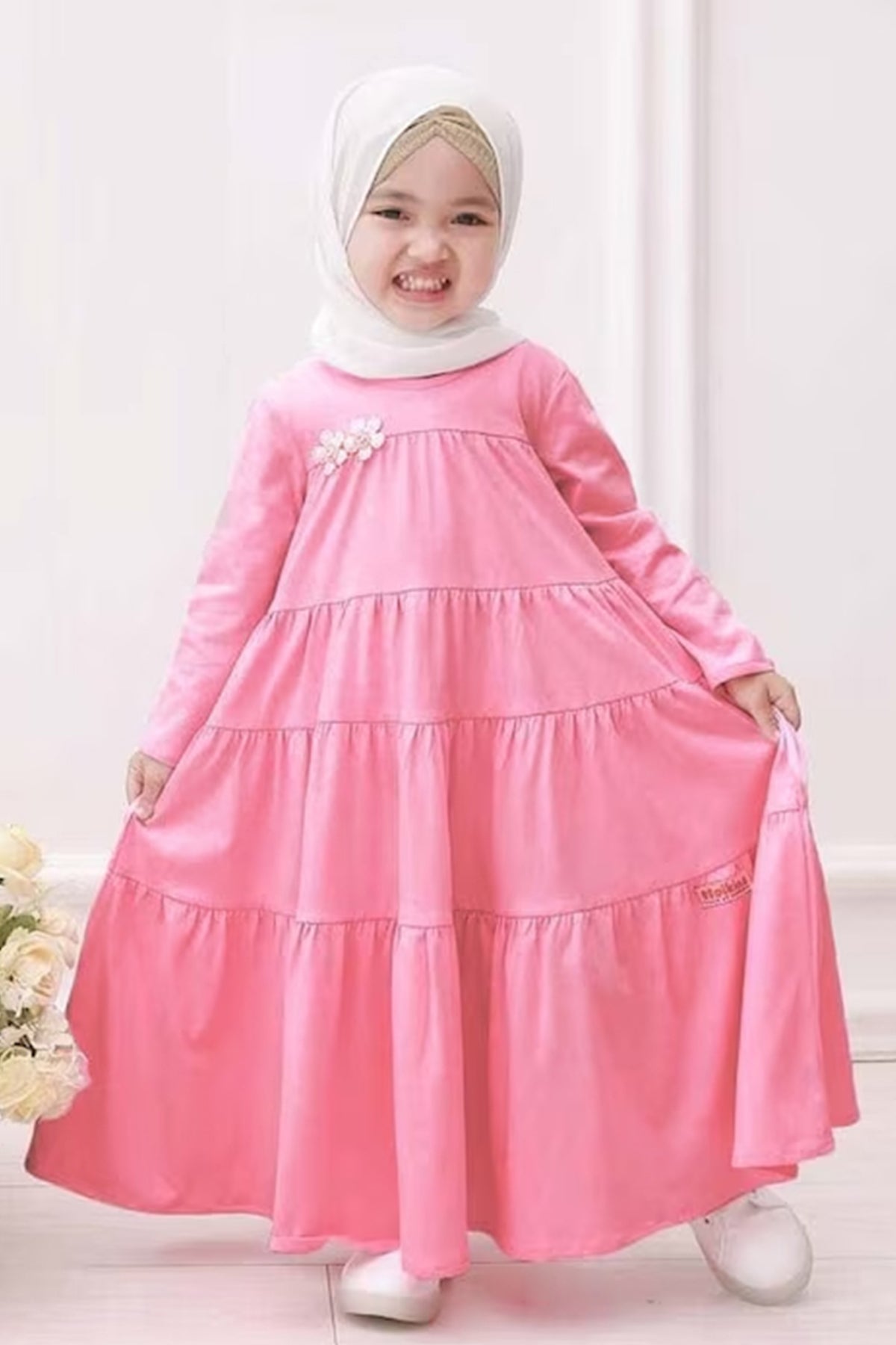 Trendy Kids Abaya 2025 – Modest Outfit for Girls