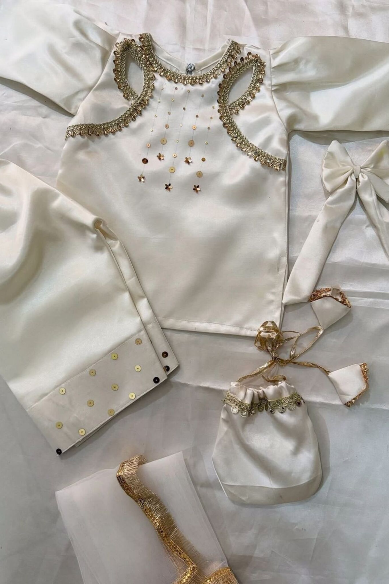 12 Rabi-ul-Awal Special White Cotton Dress for Girls – Handwork Kameez with Farshi Shalwar, Dupatta, Hair Bow &amp; Pouch